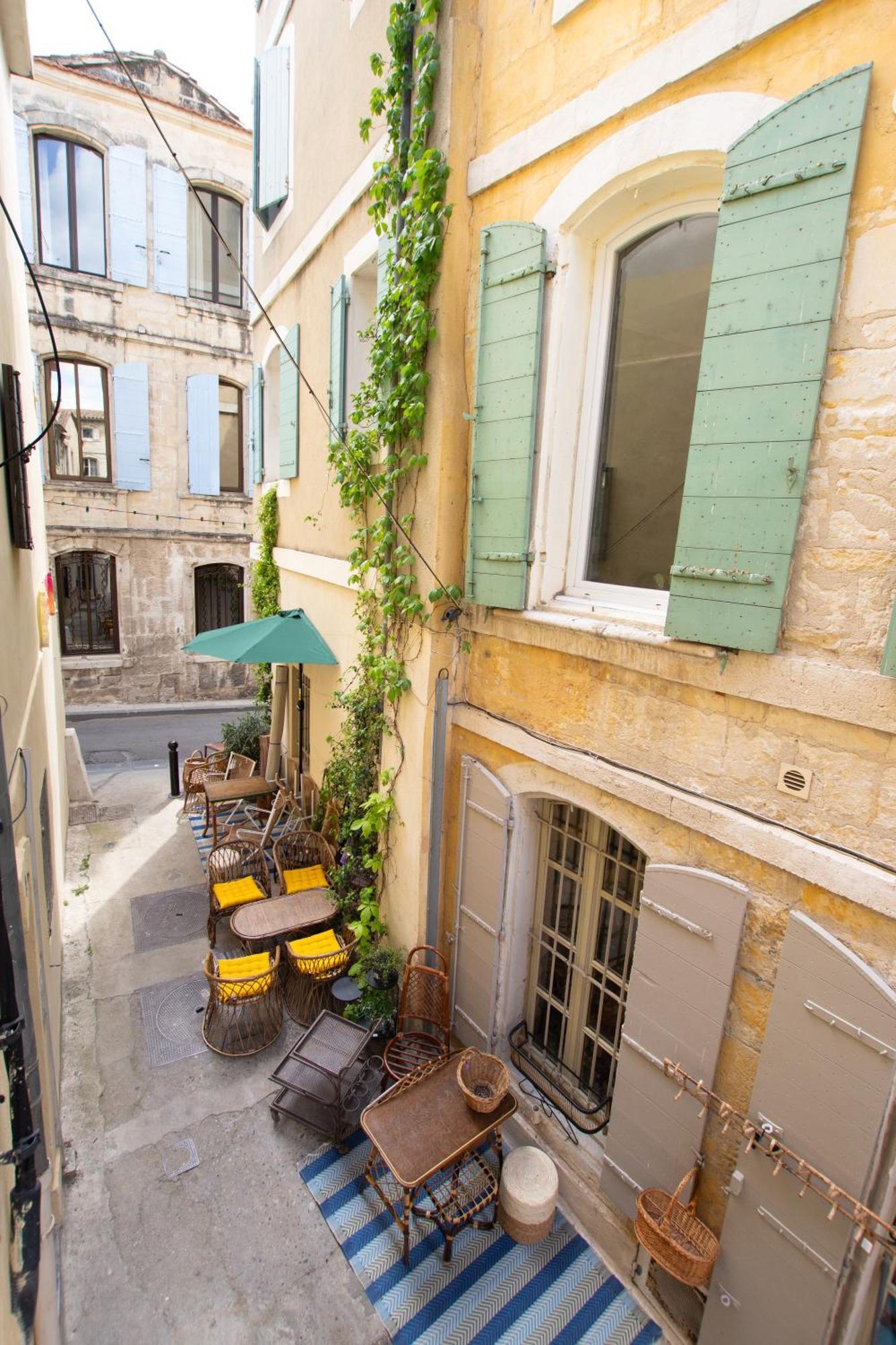Cosy Caud, Appart En Plein Coeur Du Centre Historique Arles Luaran gambar